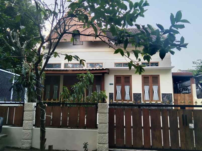 dijual rumah jl namburan panembahan
