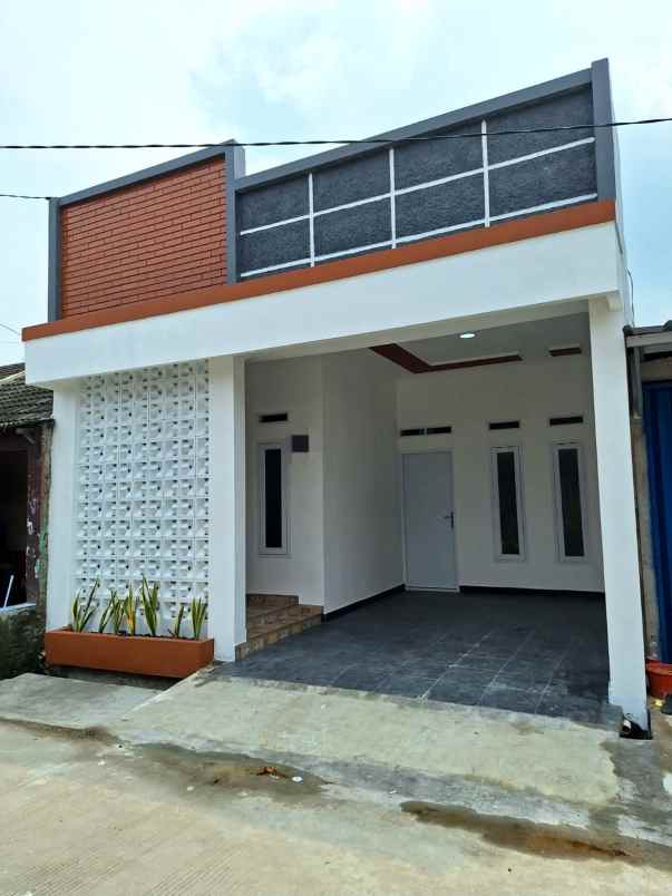 dijual rumah jl perumahan citra kebun mas