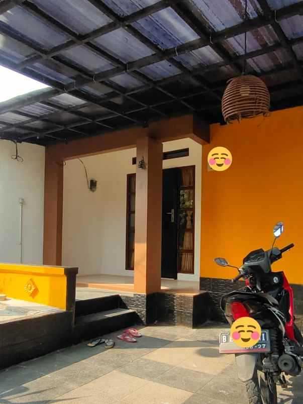 dijual rumah jl raya curug sawangan depok