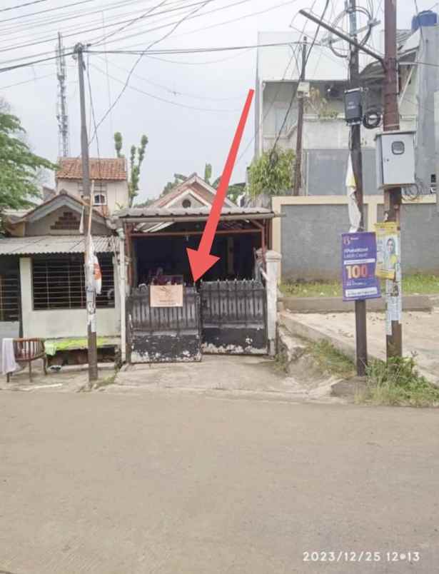 dijual rumah jl raya mandiri ciputat