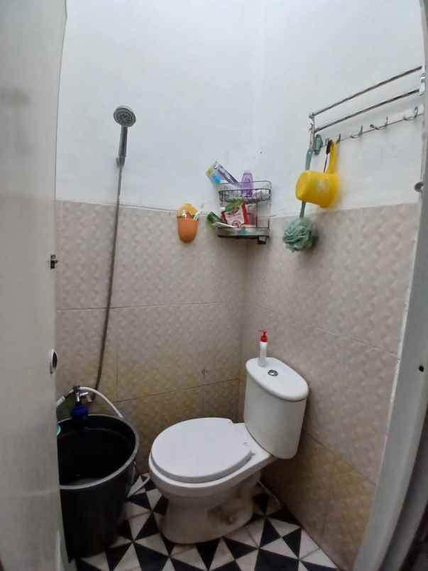 dijual rumah jl raya pasir putih