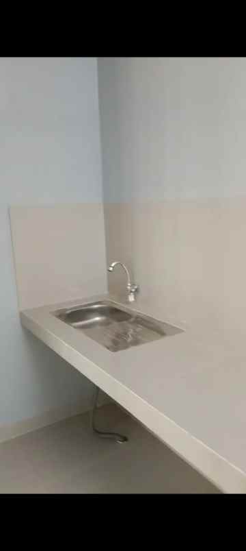 dijual rumah jl salak