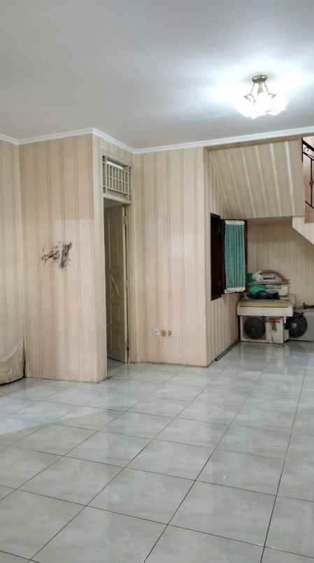 dijual rumah jl santunan jaya