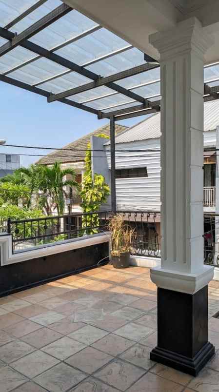 dijual rumah jl santunan jaya