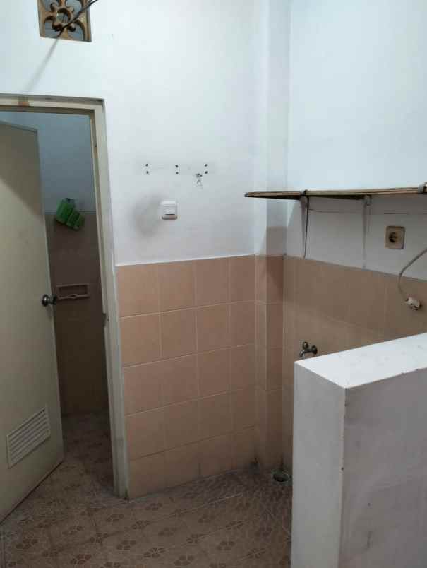 dijual rumah jl santunan jaya