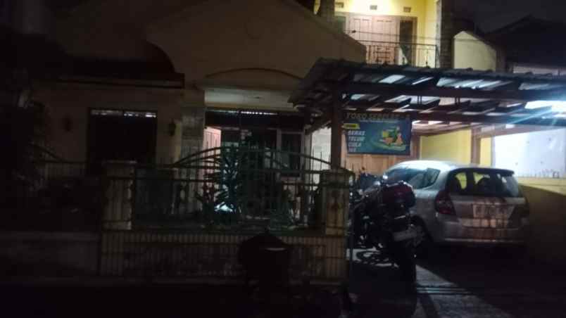 dijual rumah jl senam indah antapani