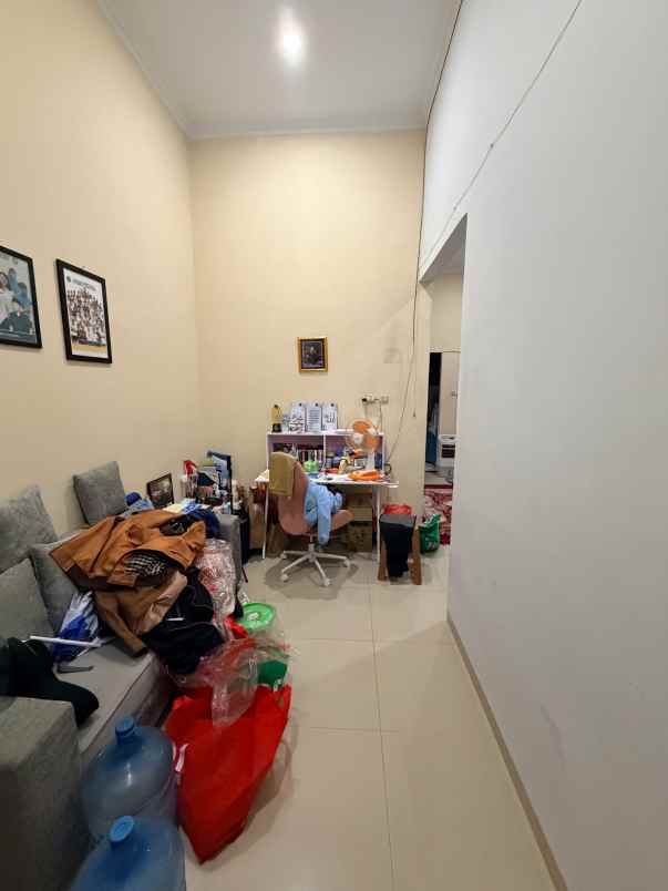 dijual rumah jl suka damai