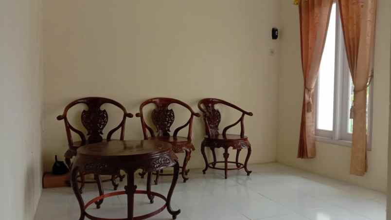 dijual rumah jl sultan agung