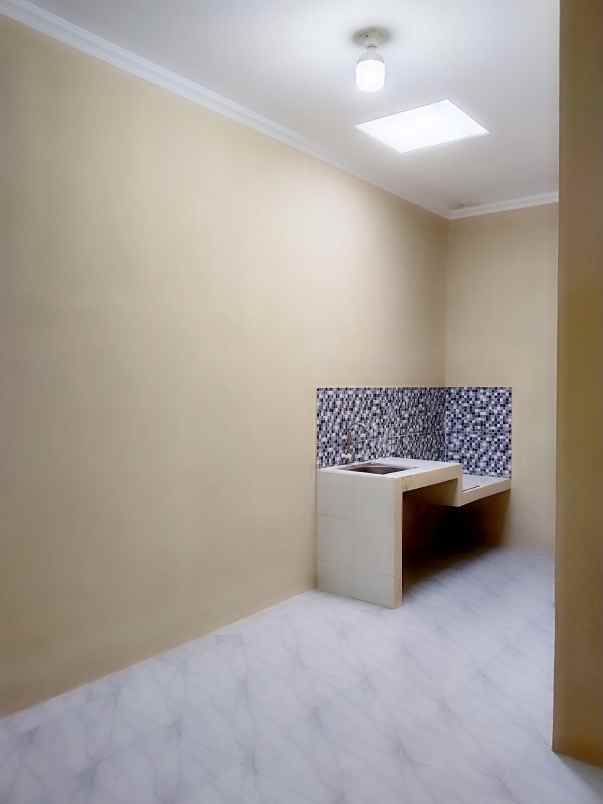 dijual rumah jl sultan agung dusun iv