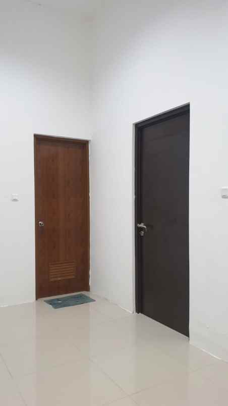 dijual rumah jln raya bojongsari sawangan