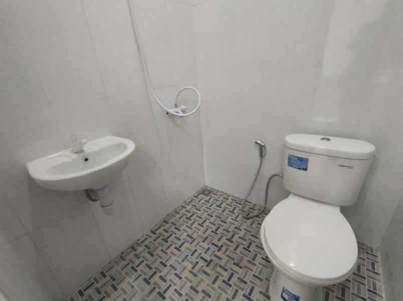 dijual rumah jombang ciputat tangerang