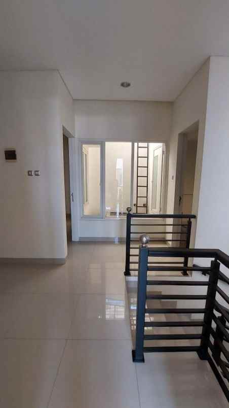 dijual rumah kali kepiting ploso