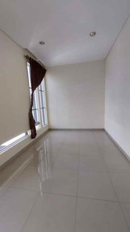 dijual rumah kali kepiting ploso
