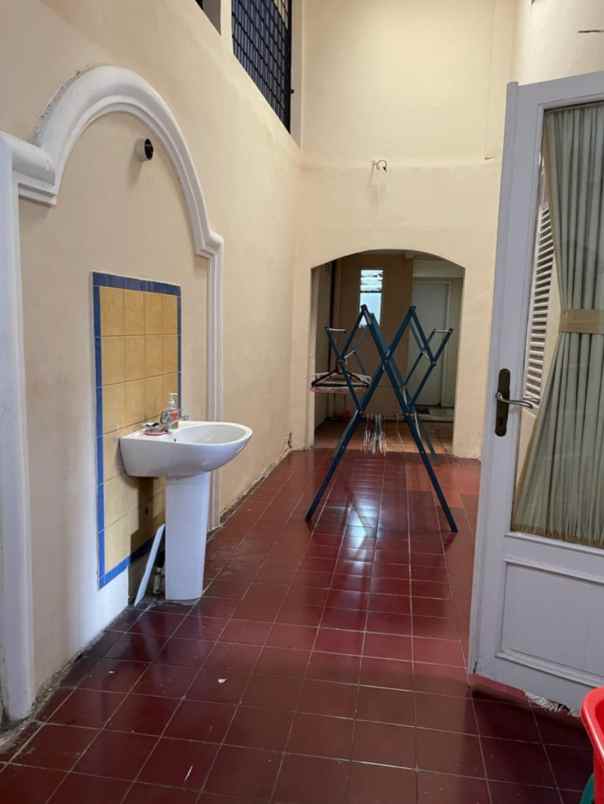 dijual rumah kali sari pasar rebo