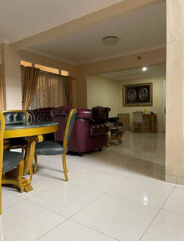 dijual rumah kali sari pasar rebo