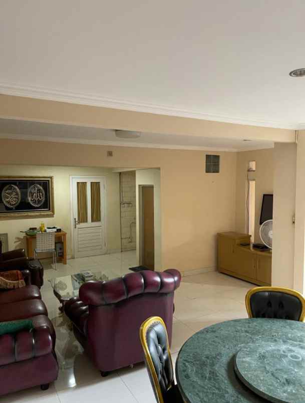 dijual rumah kali sari pasar rebo