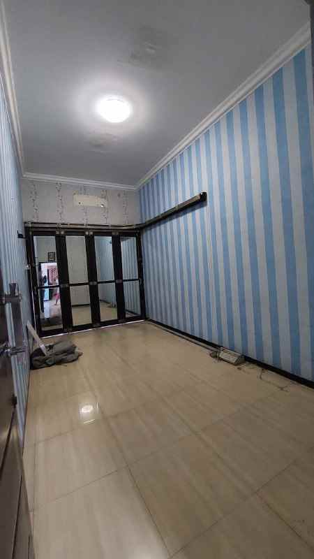 dijual rumah kalijudan asri