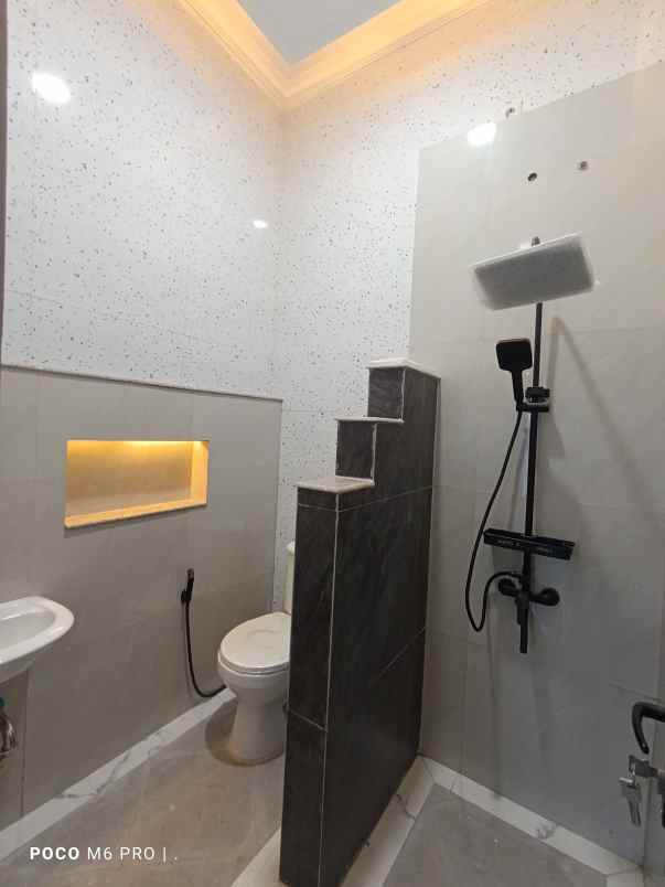 dijual rumah kalimulya
