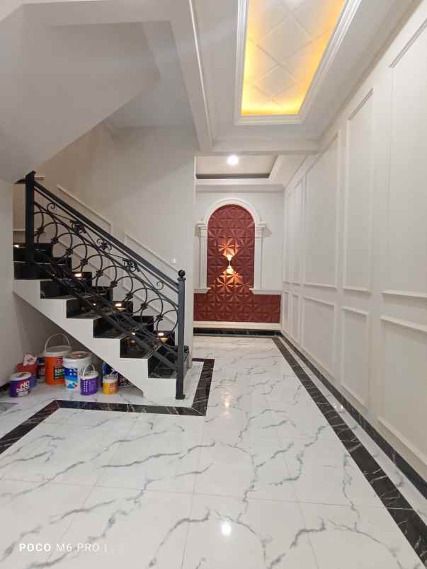 dijual rumah kalimulya
