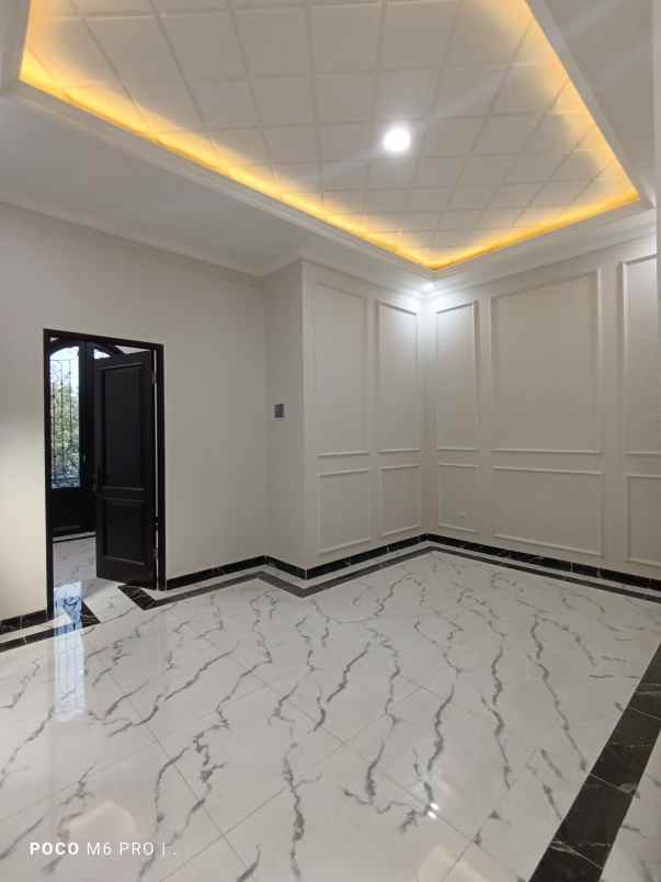 dijual rumah kalimulya
