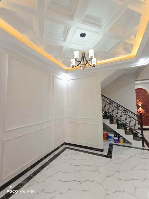 dijual rumah kalimulya
