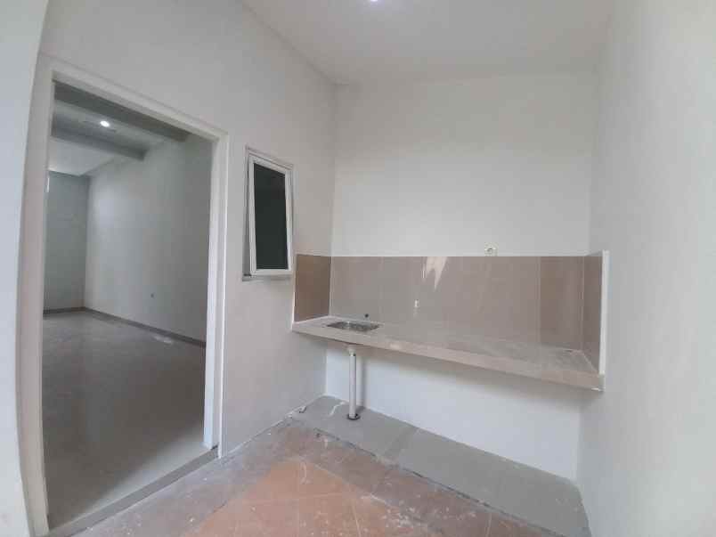 dijual rumah kalimulya dekat stasiun depok