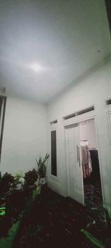 dijual rumah karang tengah