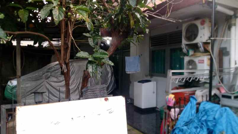 dijual rumah kelapa dua