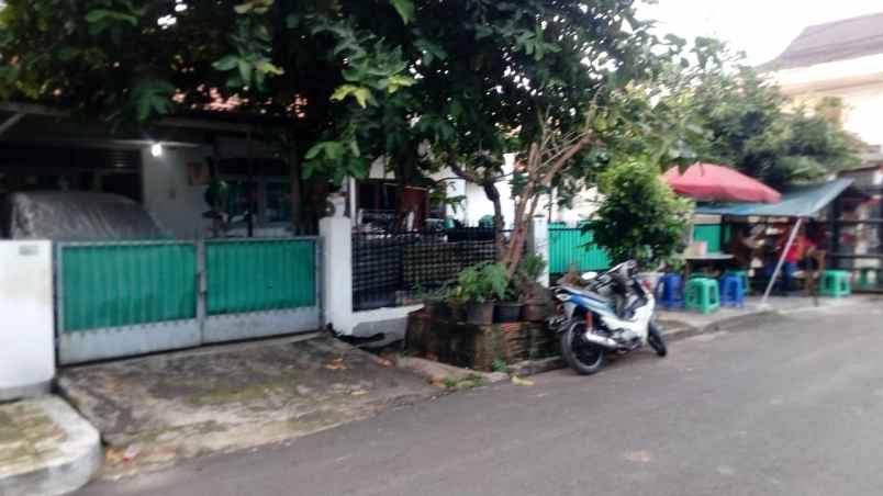 dijual rumah kelapa dua