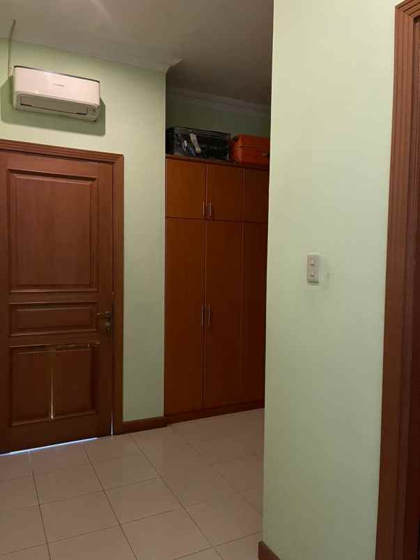 dijual rumah kelapa gading