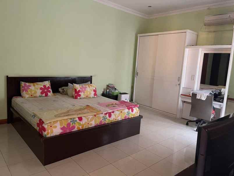 dijual rumah kelapa gading