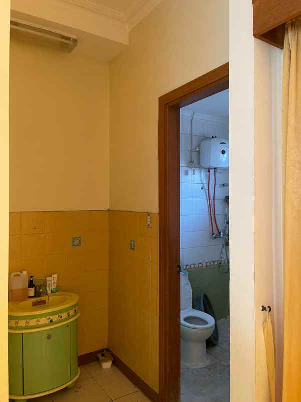 dijual rumah kelapa gading