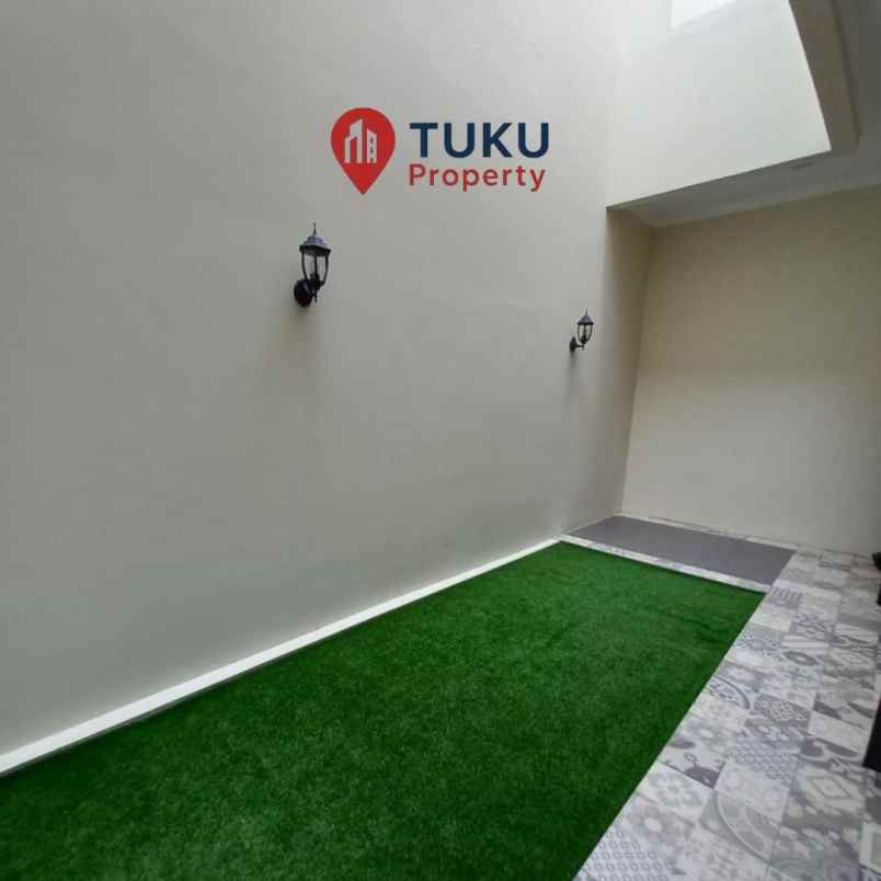 dijual rumah kencana loka ext bsd dekat sekolah cikal
