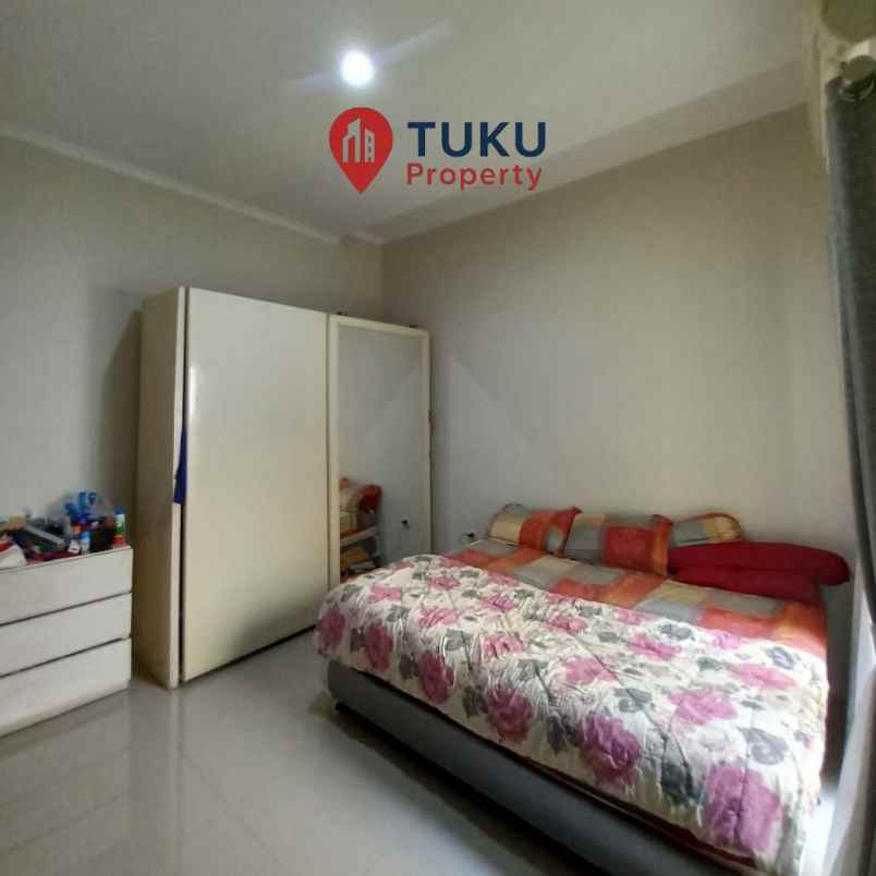 dijual rumah kencana loka ext bsd dekat sekolah cikal