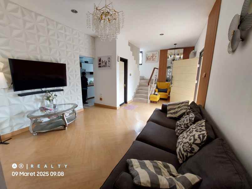 dijual rumah komplek bojongkoneng