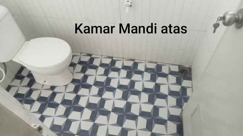 dijual rumah komplek duta bumi harapan