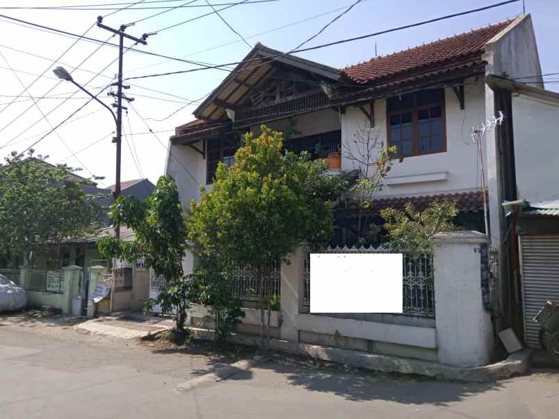 dijual rumah komplek jakapurwa