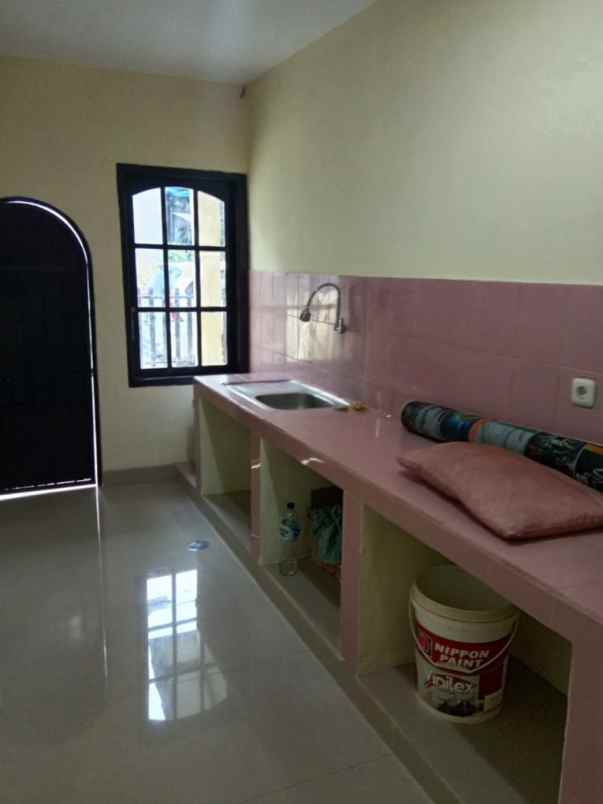 dijual rumah komplek patria jaya