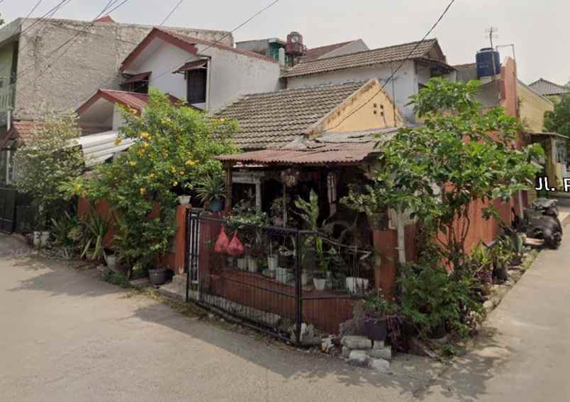 dijual rumah komplek pondok kelapa