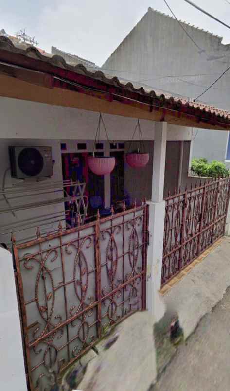 dijual rumah komplek pondok kelapa
