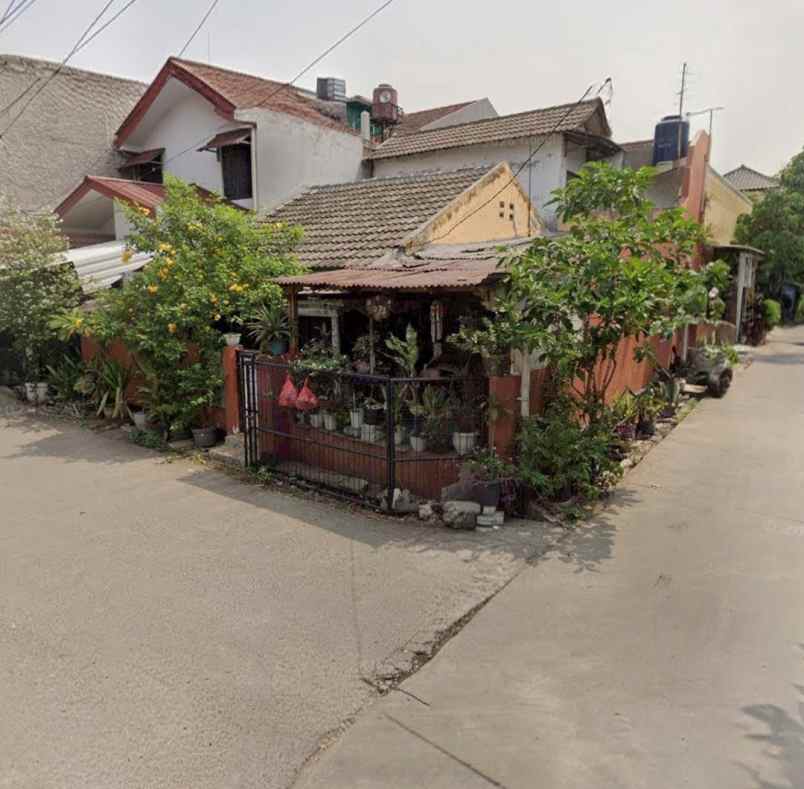 dijual rumah komplek pondok kelapa