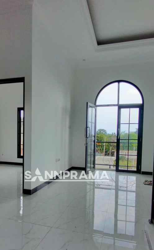 dijual rumah kranggan