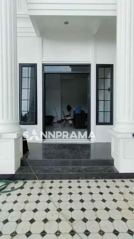 dijual rumah kranggan