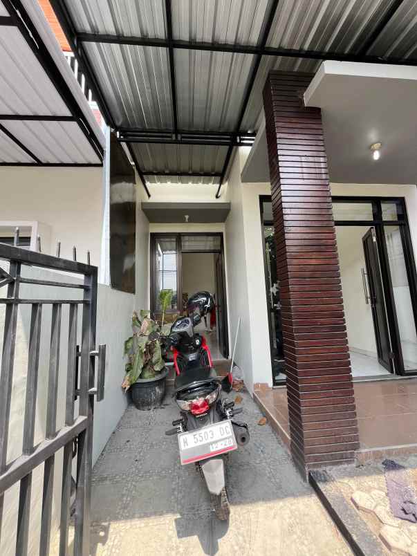 dijual rumah lokasi bantaran kota malang