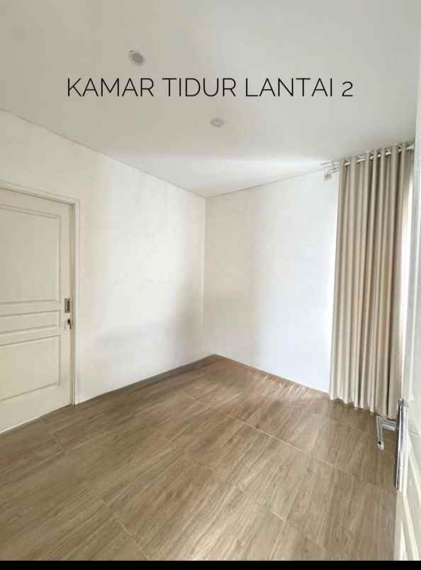 dijual rumah lokasi karangploso dekat nk cafe