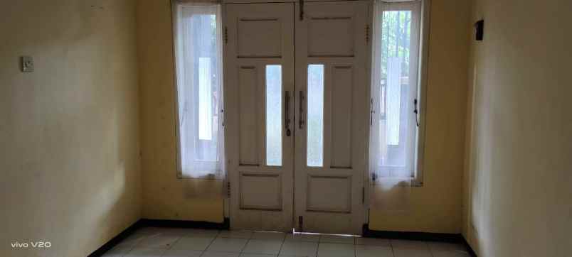 dijual rumah lokasi oma view kota malang