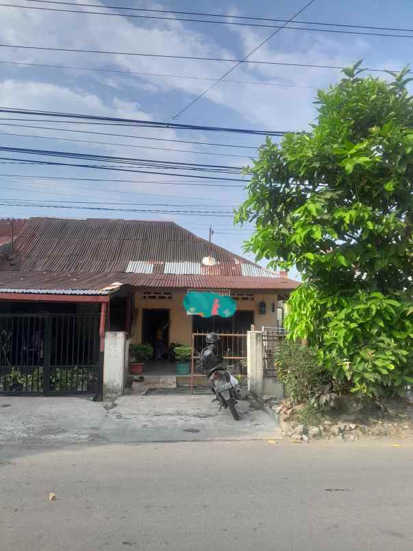 dijual rumah lokasi premium medan sunggal