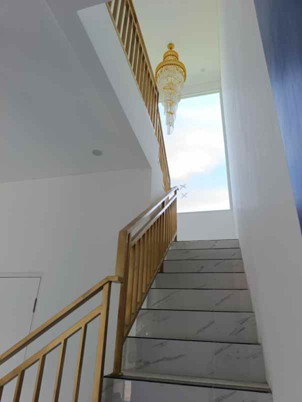 dijual rumah lokasi proyek jl kendedes
