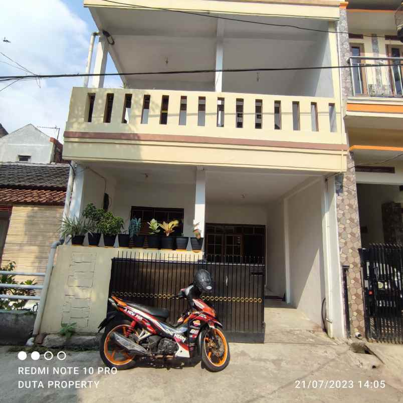 dijual rumah margaasih permai