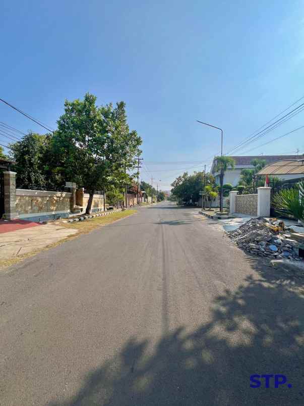 dijual rumah margorejo indah